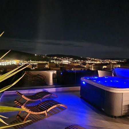 Penthouse Apartman Marcelina In Трогир Екстериор снимка